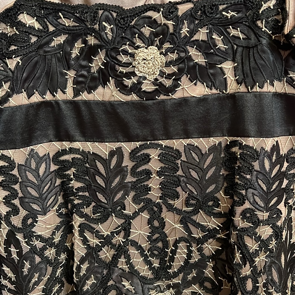NWT Sue Wong Black and Taupe Embroidered Dress - Picture 6 of 8